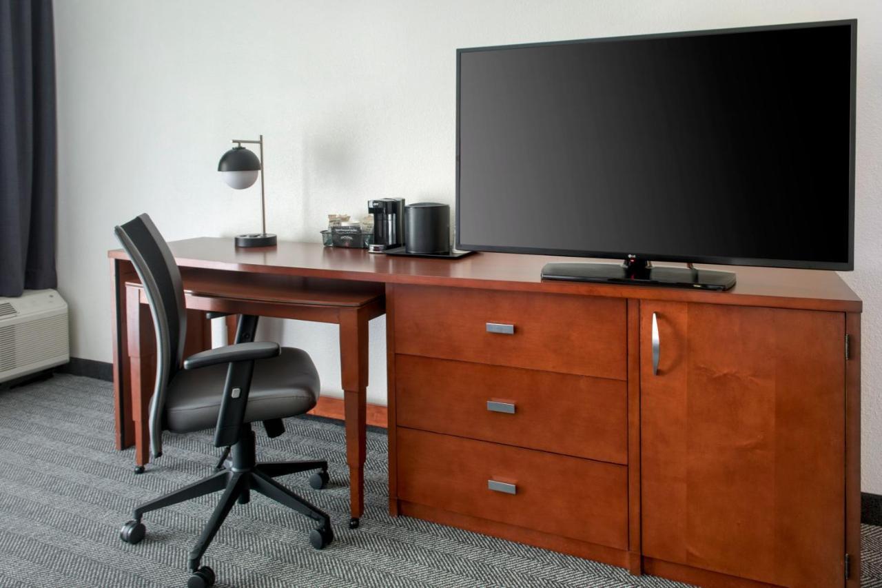 Courtyard By Marriott Baltimore Hunt Valley Bagian luar foto