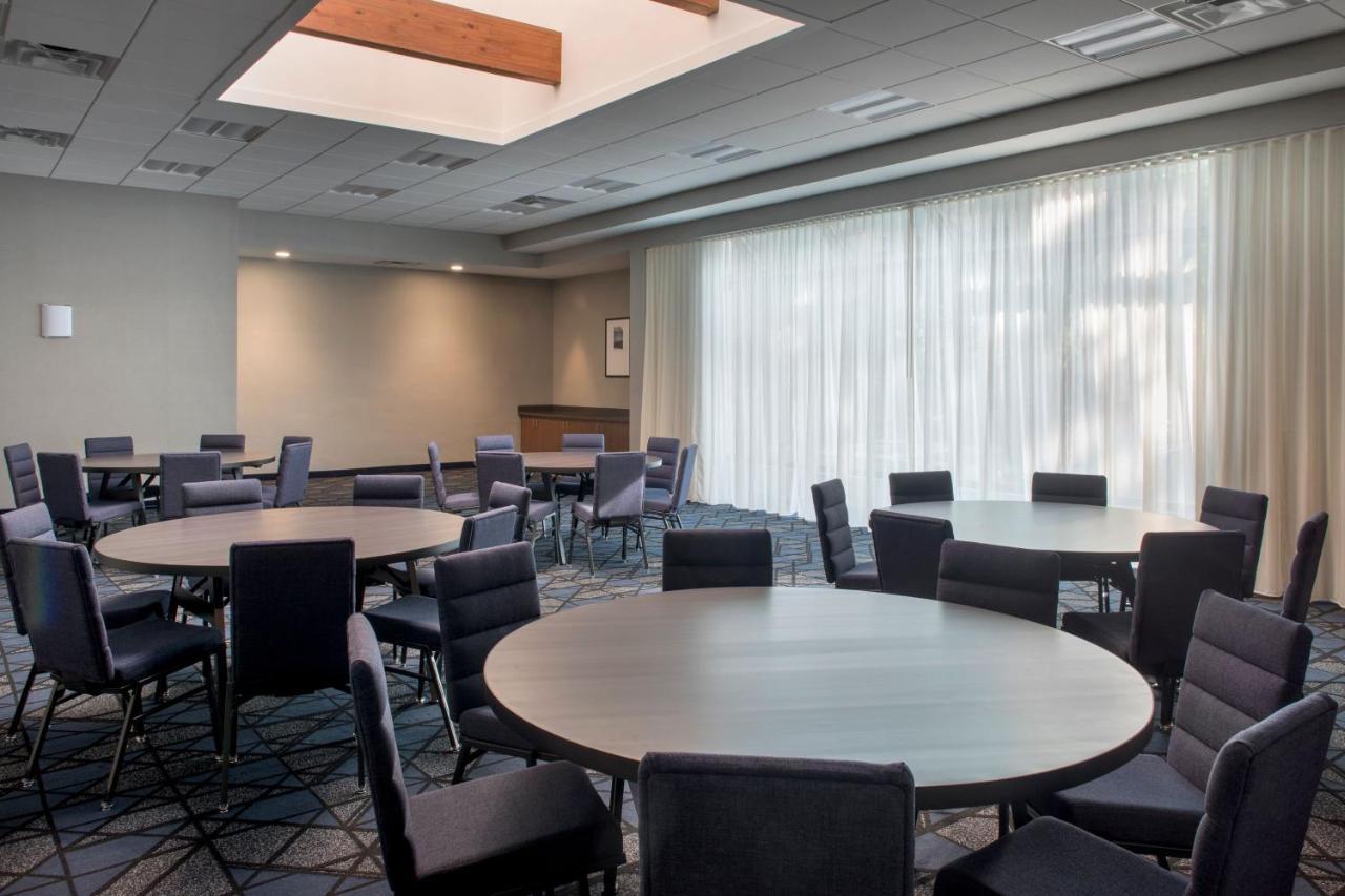Courtyard By Marriott Baltimore Hunt Valley Bagian luar foto